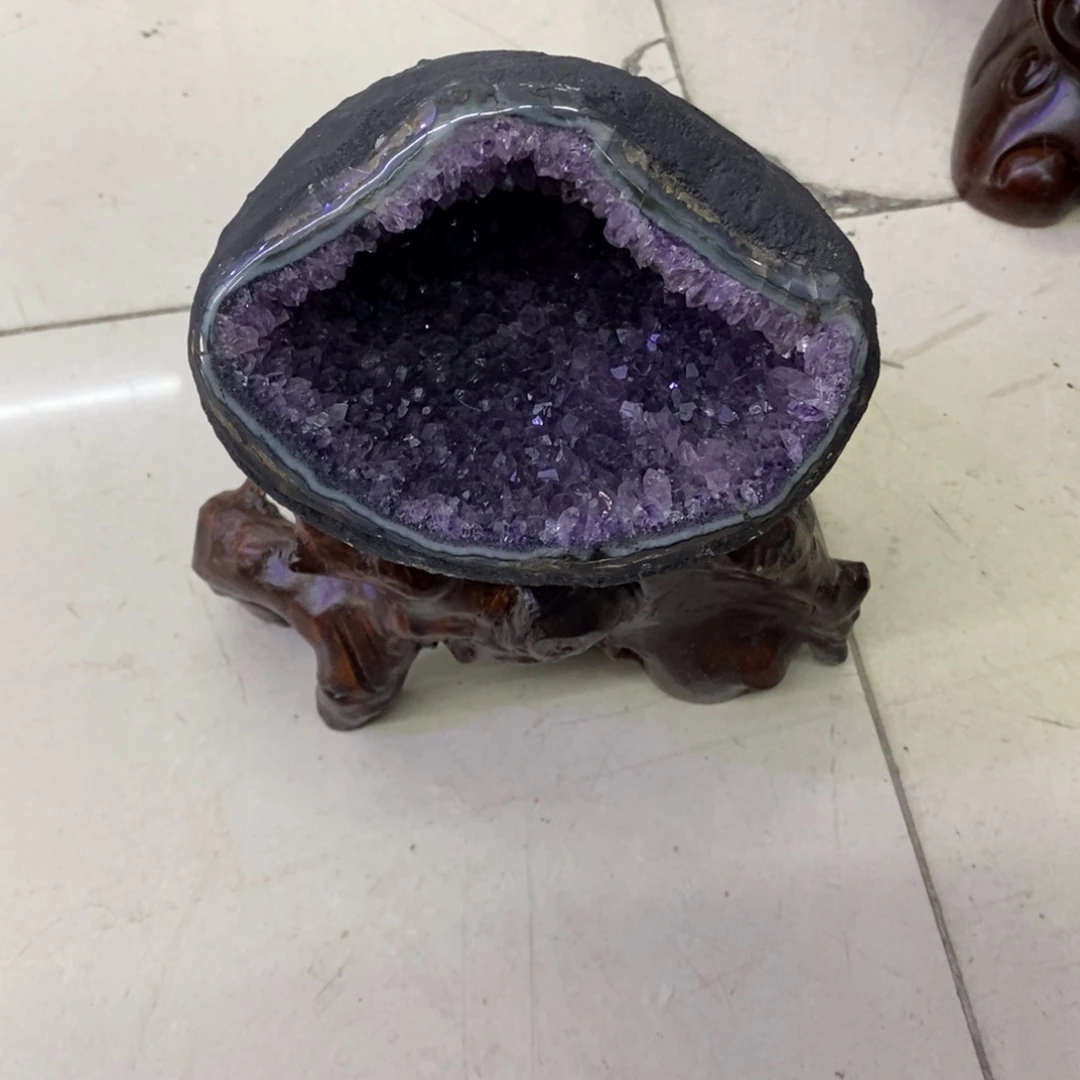 水晶摆件未镶嵌太**你云