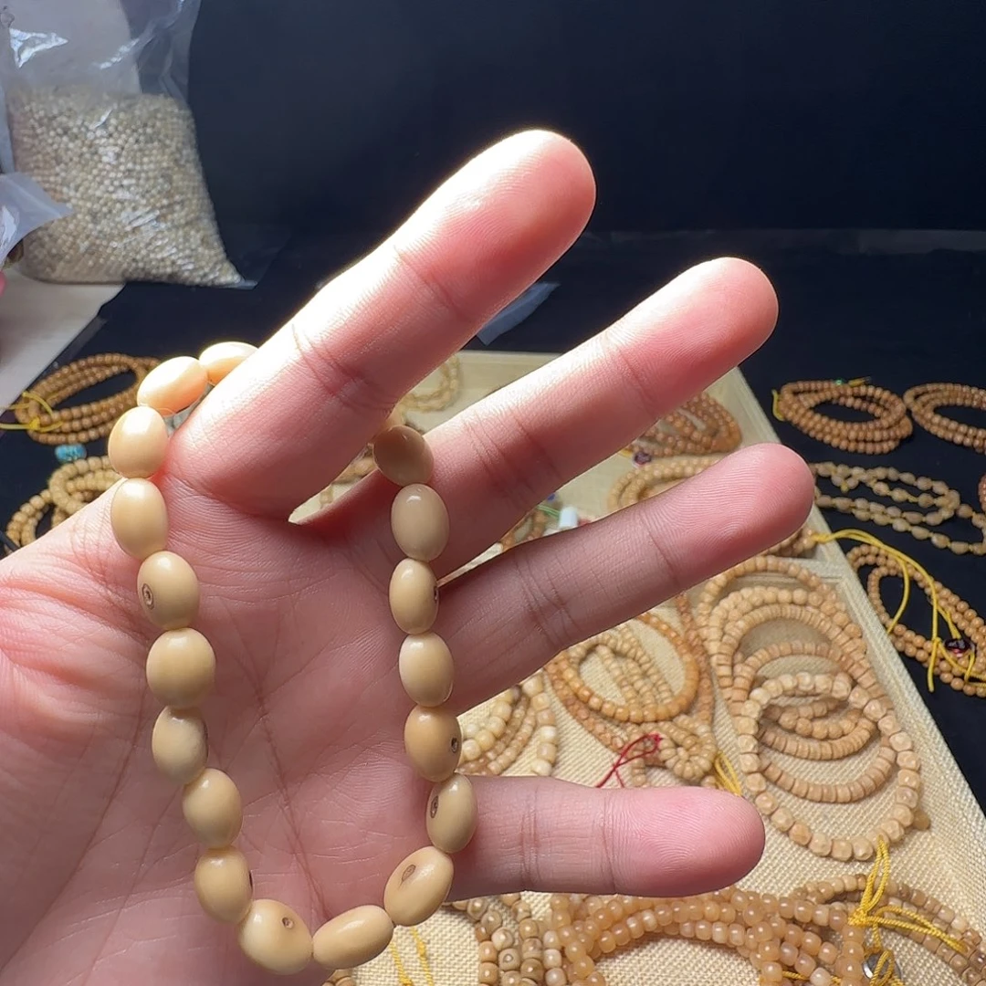 事***意龙脊菩提吊坠K9.