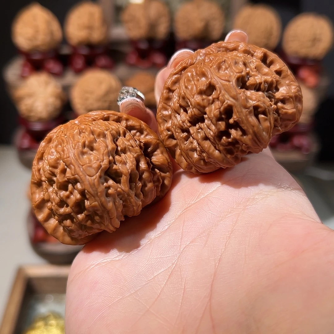 把件文玩核桃白狮子