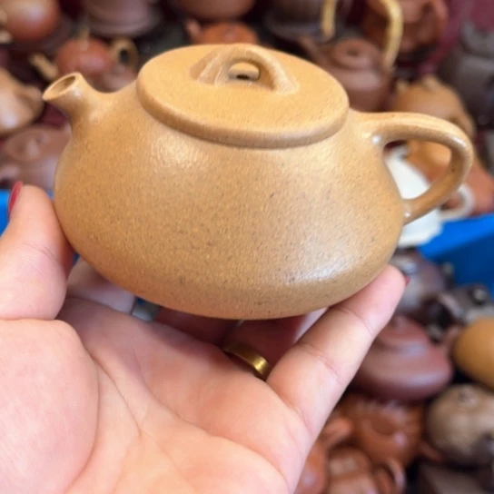 茶壶紫砂紫砂……………………瑕疵