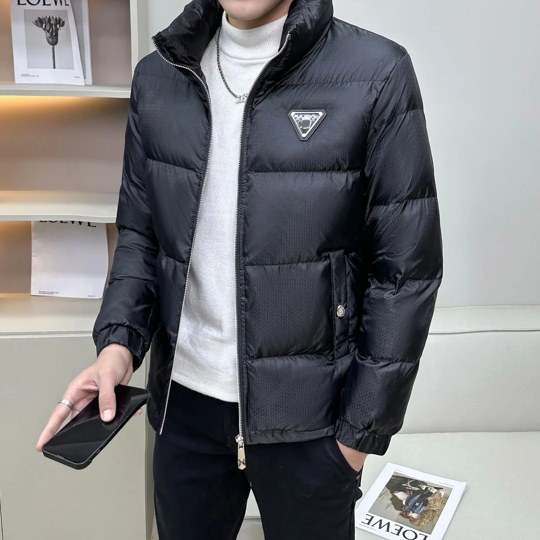 亿豪  8829# 2024新款冬季保暖时尚男士轻奢立领羽绒服外套