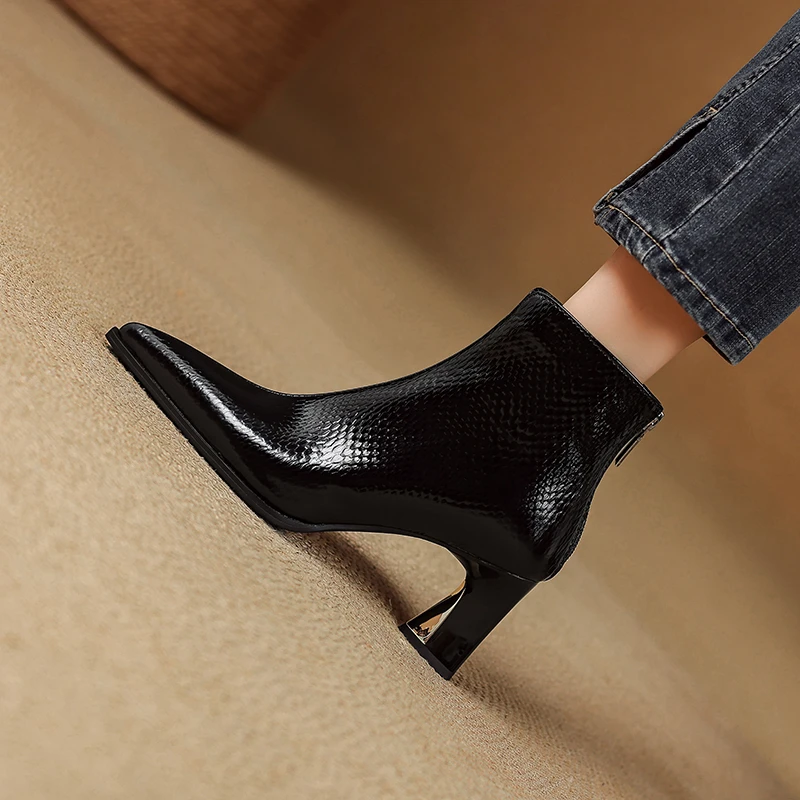 7cm真皮尖头短靴时尚粗跟秋冬蛇纹高跟靴子百搭后拉链瘦瘦靴黑色
