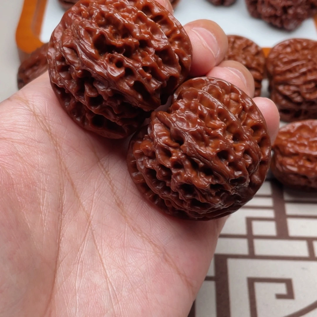 把件文玩核桃苹果园狮子头文玩核桃