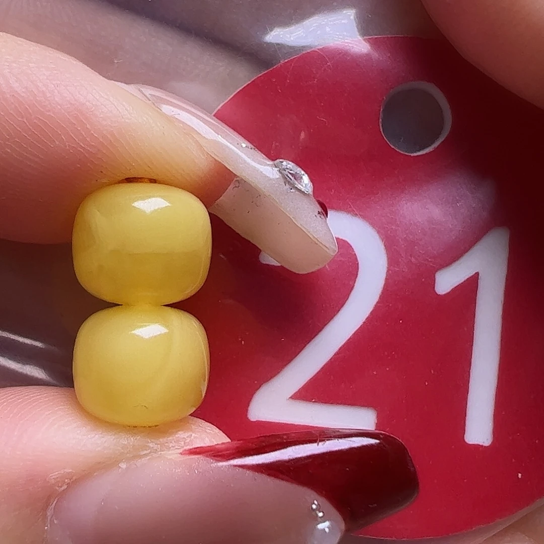 蜜蜡未镶嵌珠宝奇石8mm鸡油黄老型