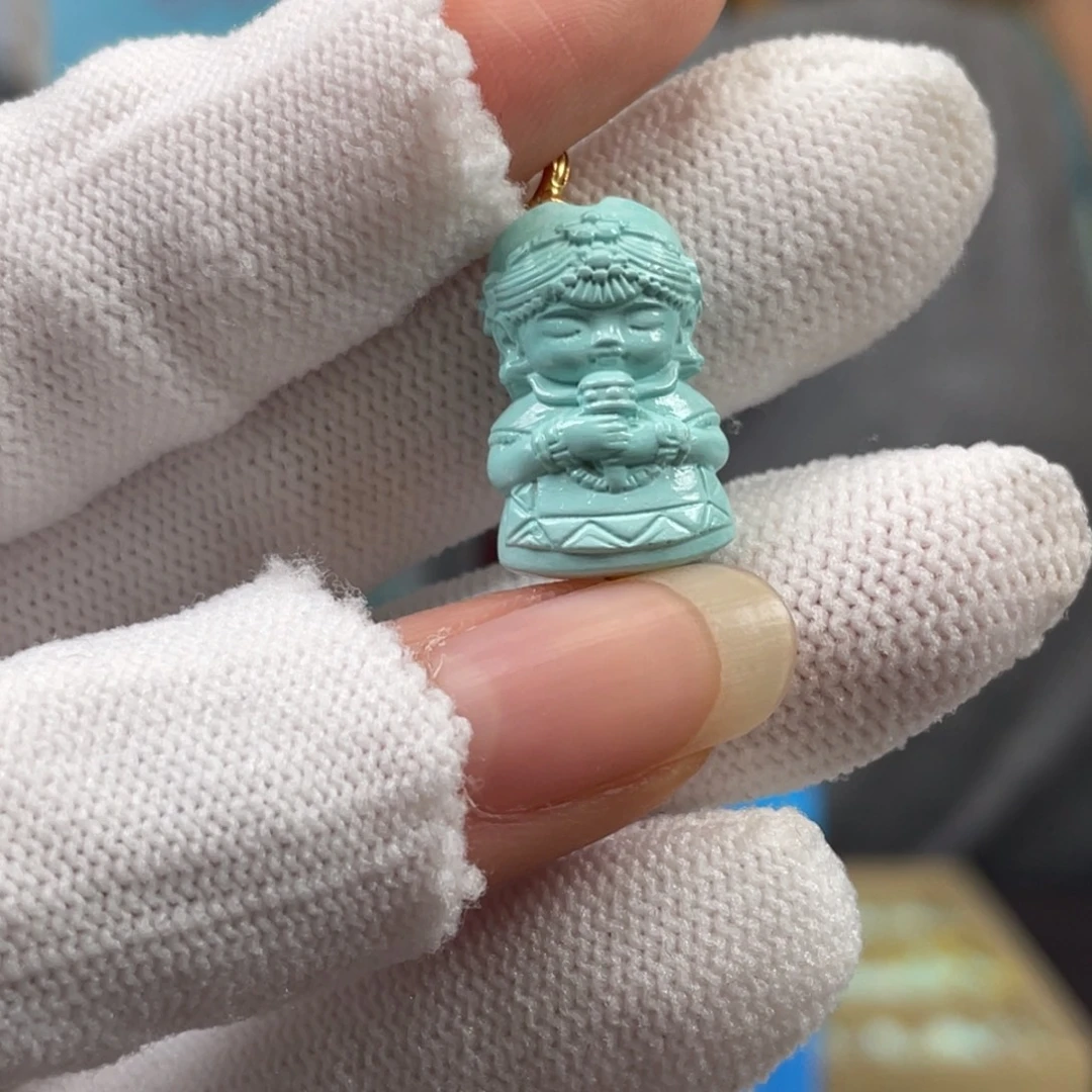 绿松石未镶嵌挂件