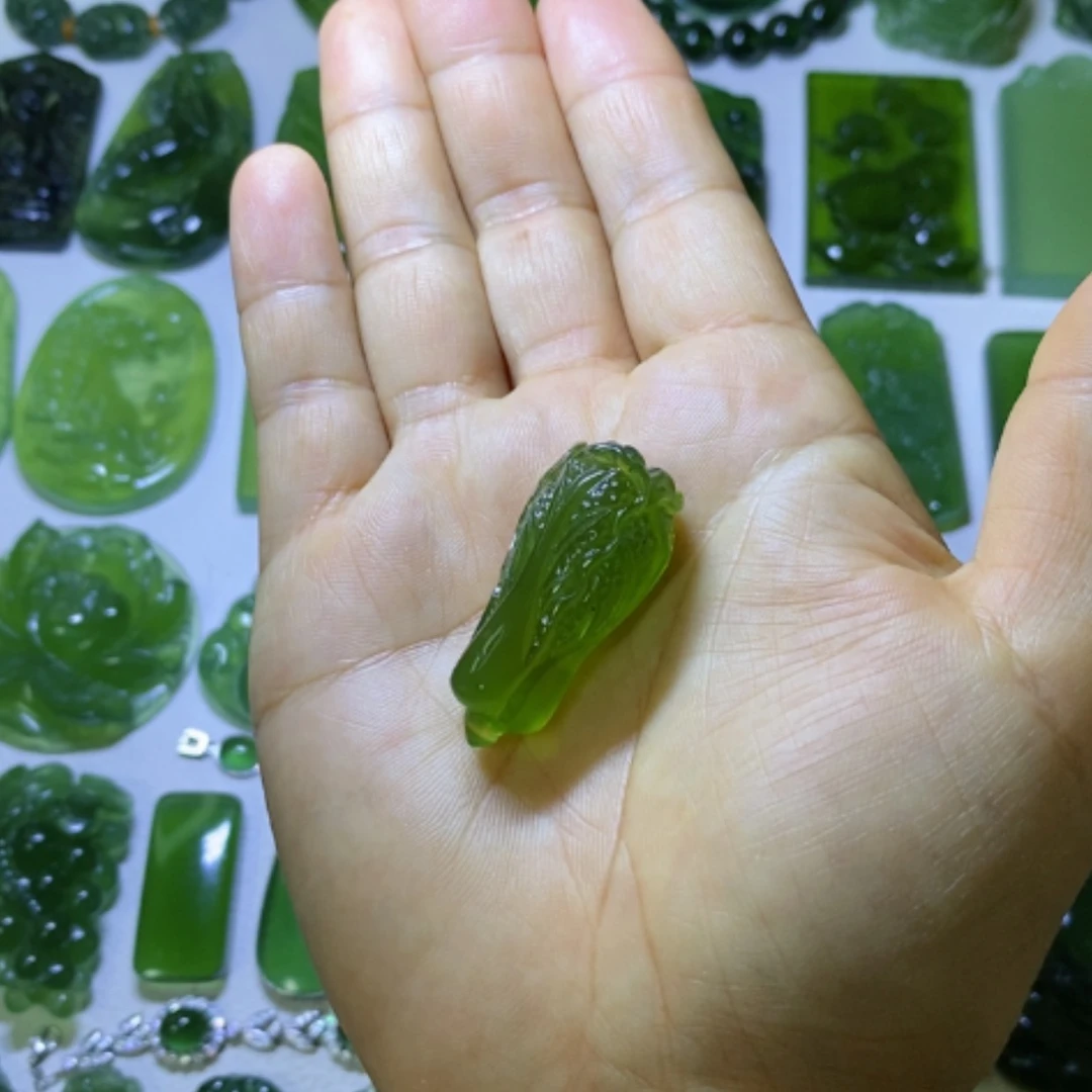 【闪购商品】未镶嵌蛇纹石玉颈饰