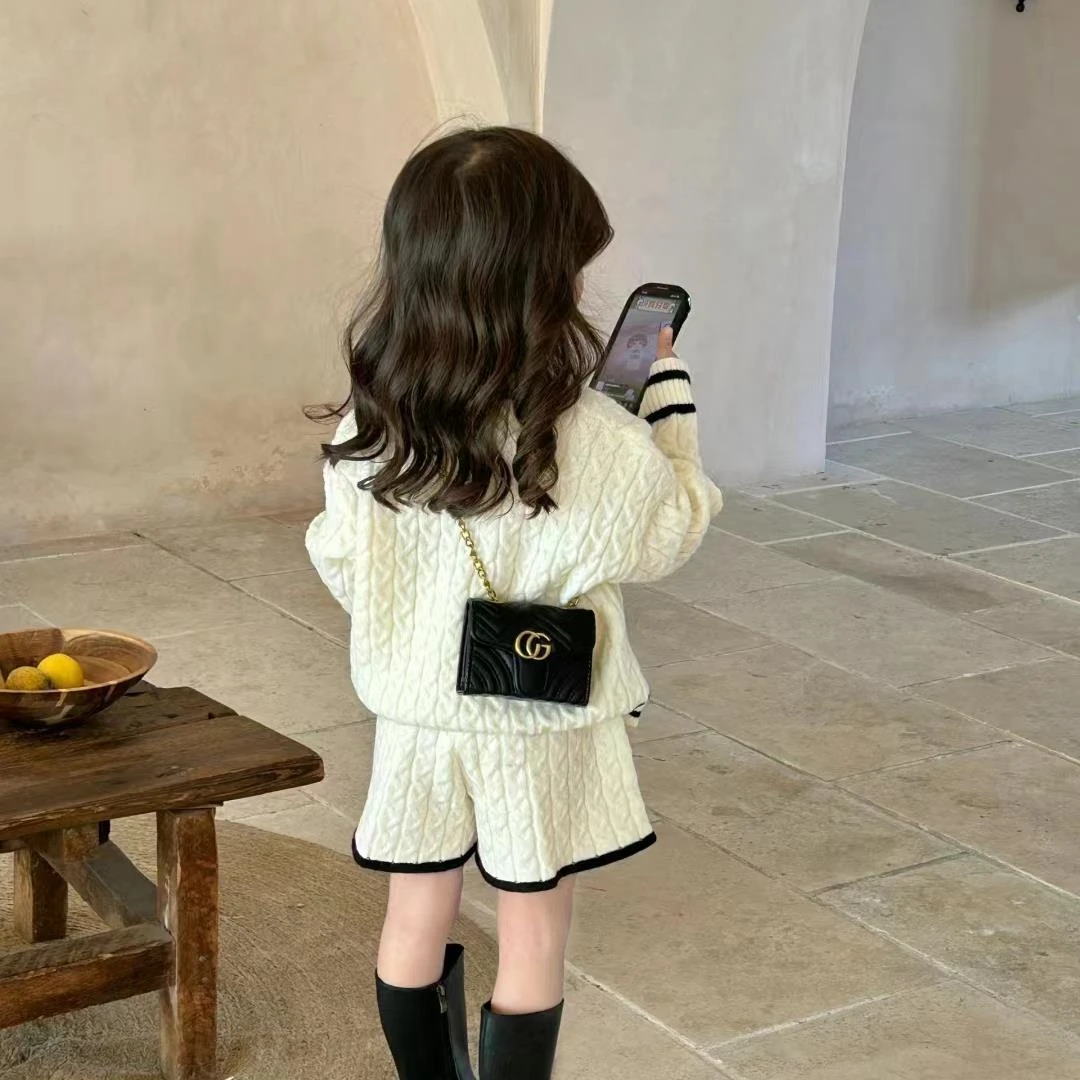 表哥(1-200)童装衣服（吊牌不做参考）