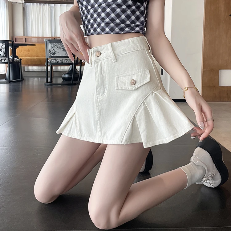 白色牛仔短裙女2025夏季小个子半身裙甜辣不规则花边包臀百褶裙子