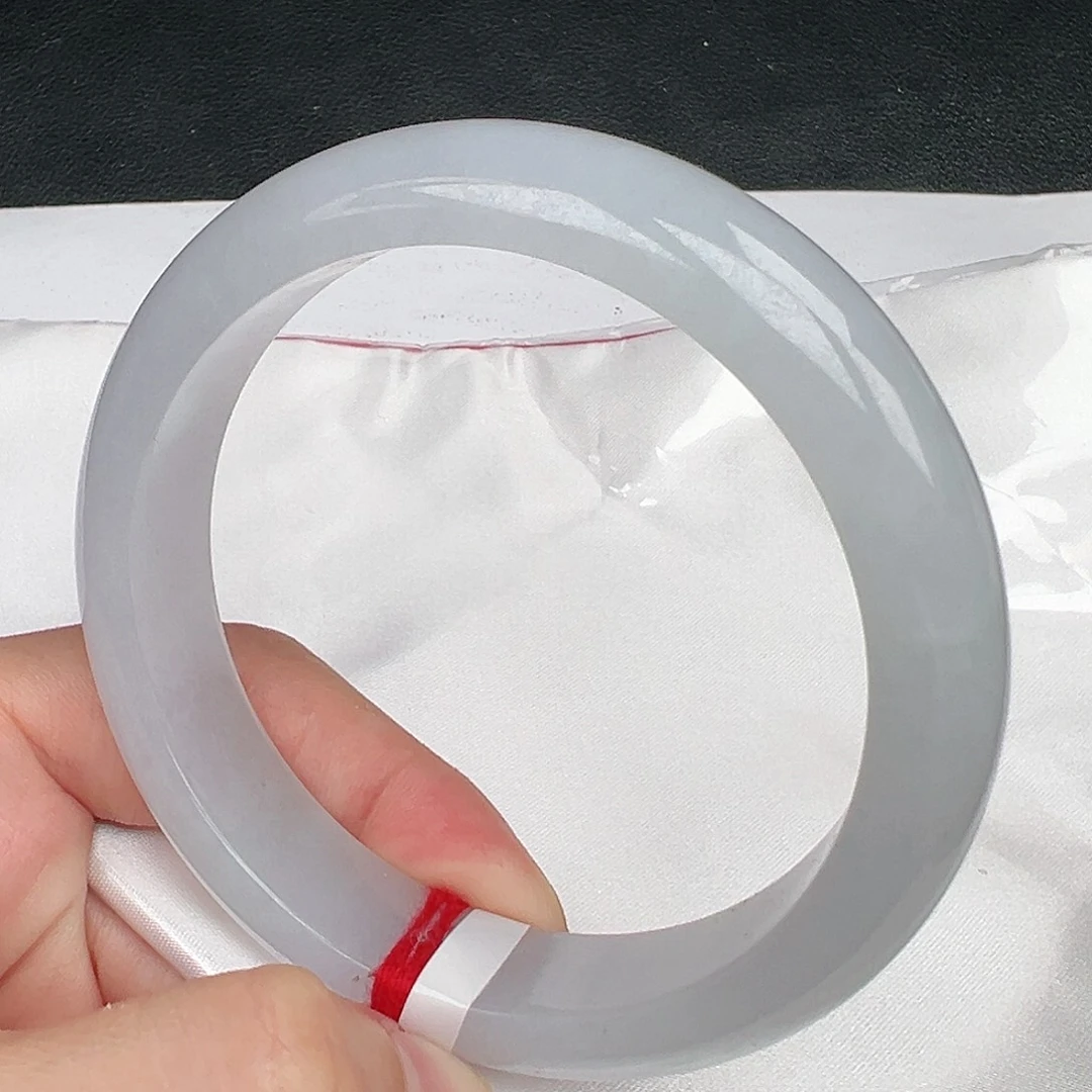 翡翠未镶嵌手镯白月光