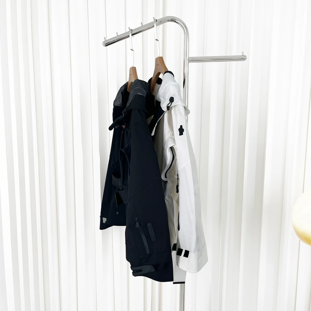 蒙家滑雪系列 | 收腰连帽冲锋衣199