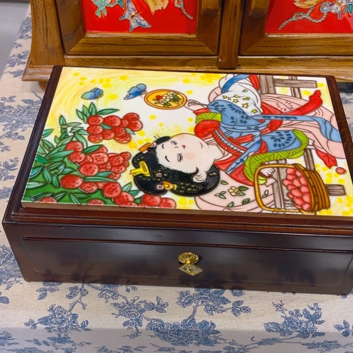 盖子款瓷板画艺术作品