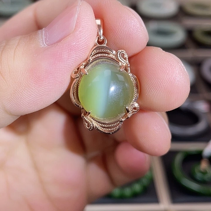 和田玉（碧玉）银S925镶嵌颈饰（黄金猫）