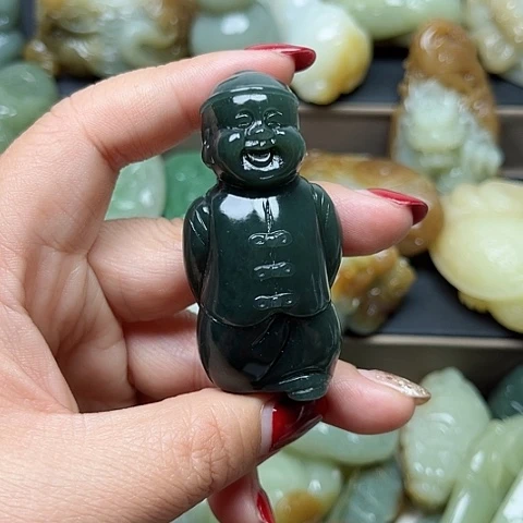 颈饰未镶嵌和田玉平