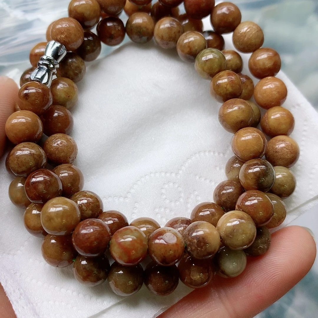 翡翠颈饰未镶嵌手串