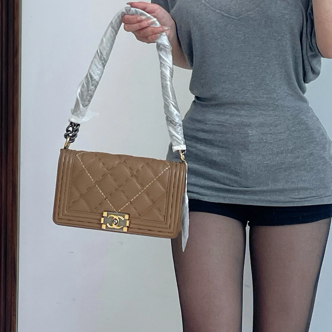 95新 Chanel/香奈儿 chanel茶褐色菱格纹leboy单肩包