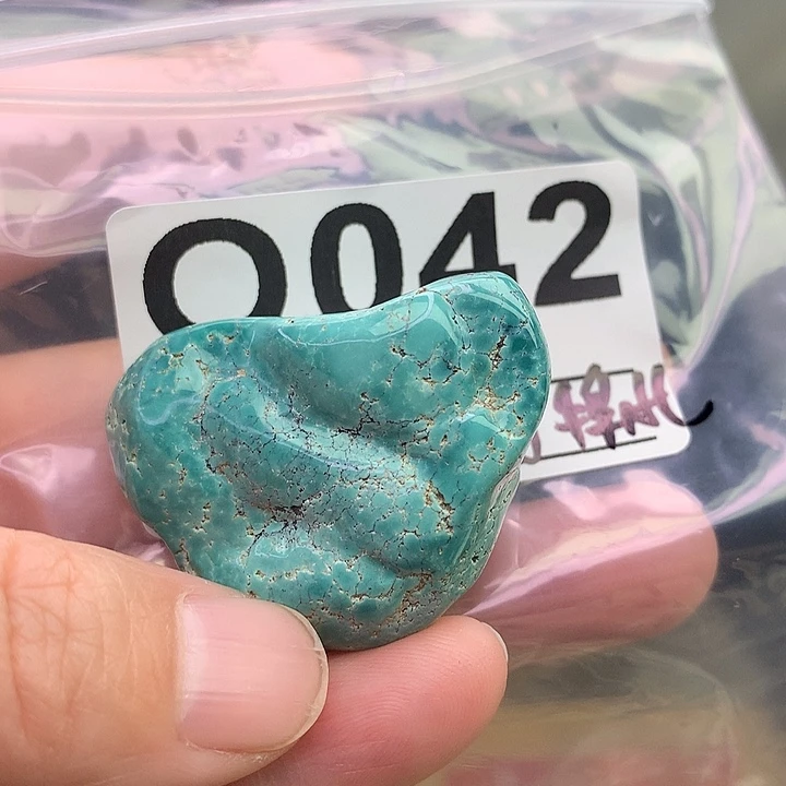 铭***溪绿松石未镶嵌原矿