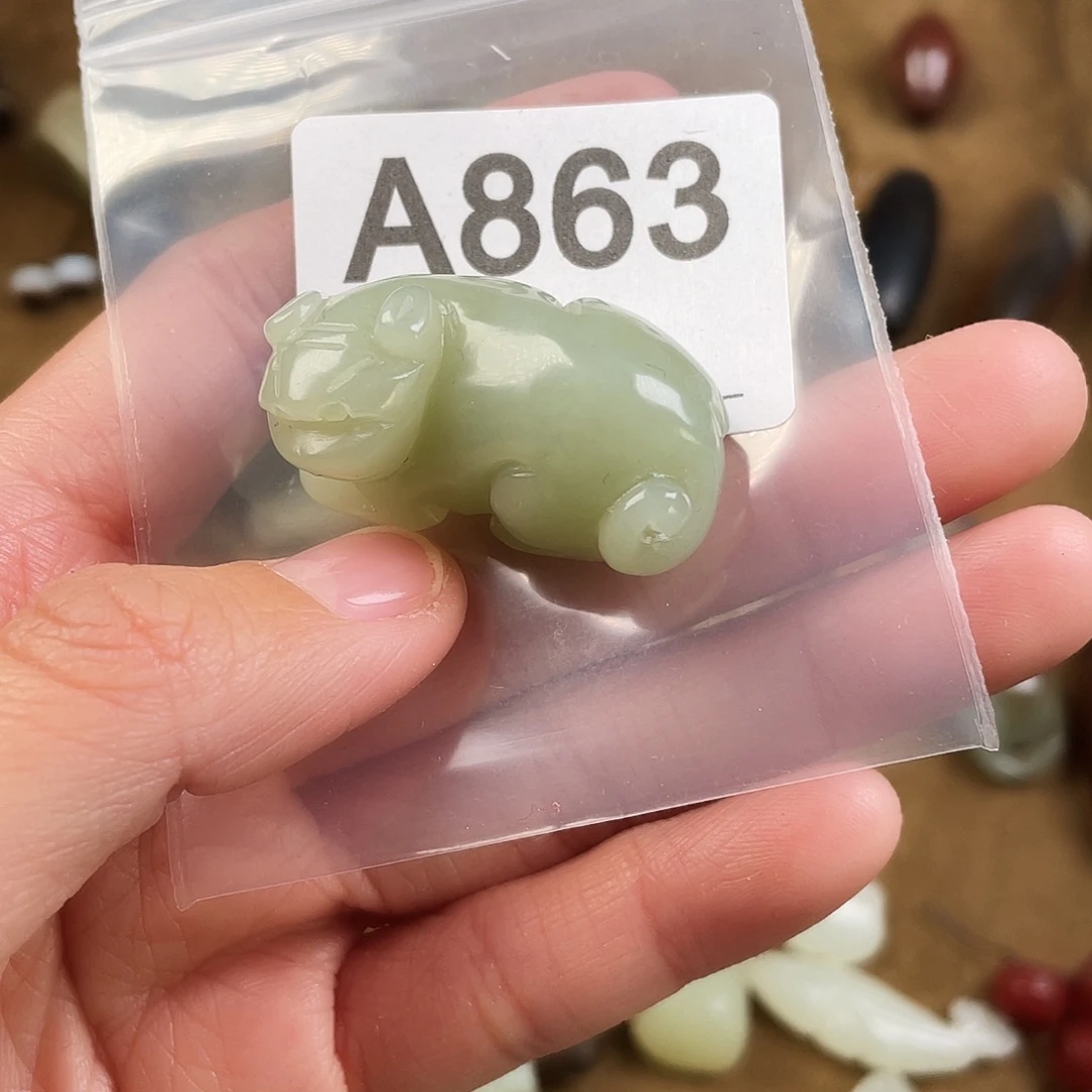 和田玉（糖玉）未镶嵌颈饰