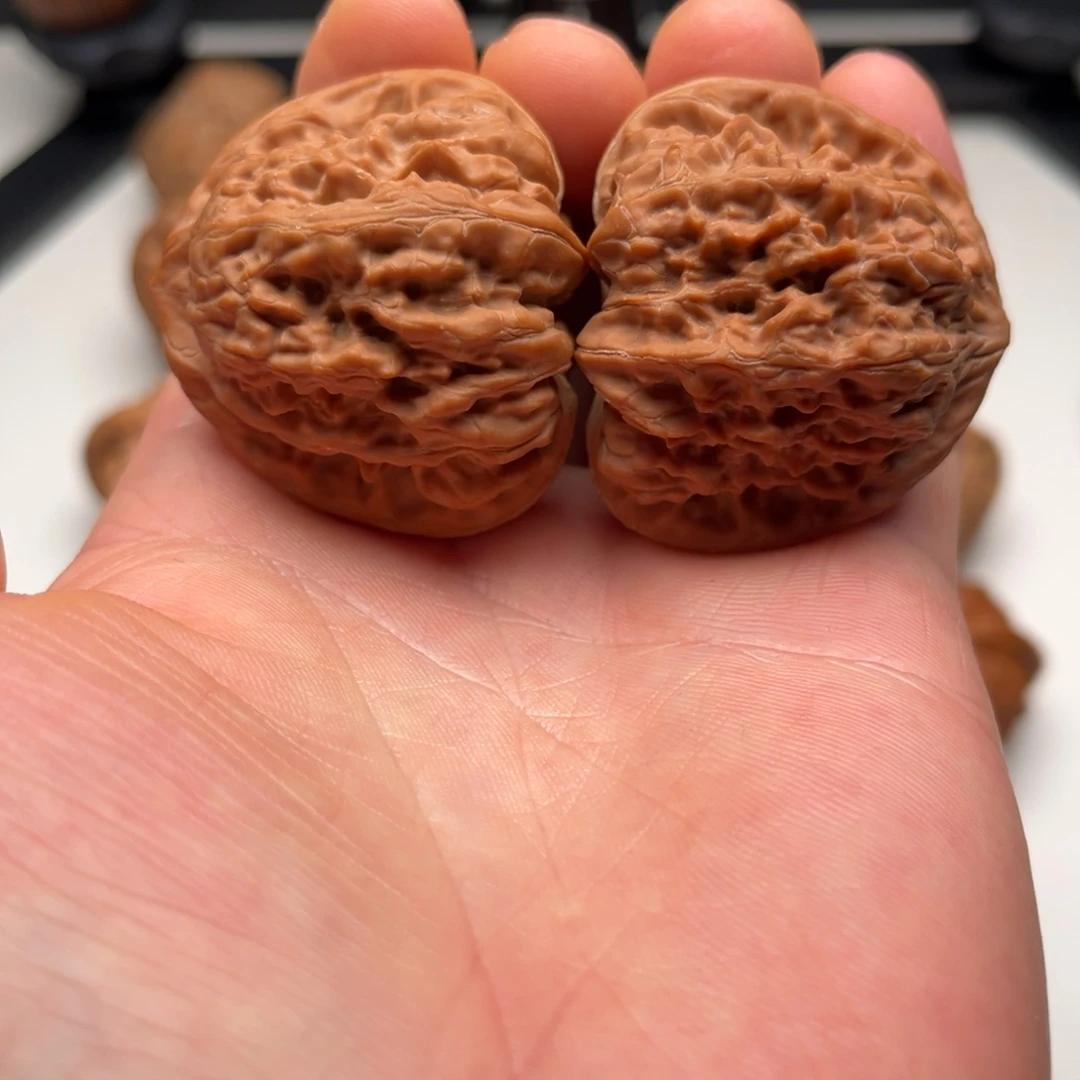 把件核桃41三角凹底