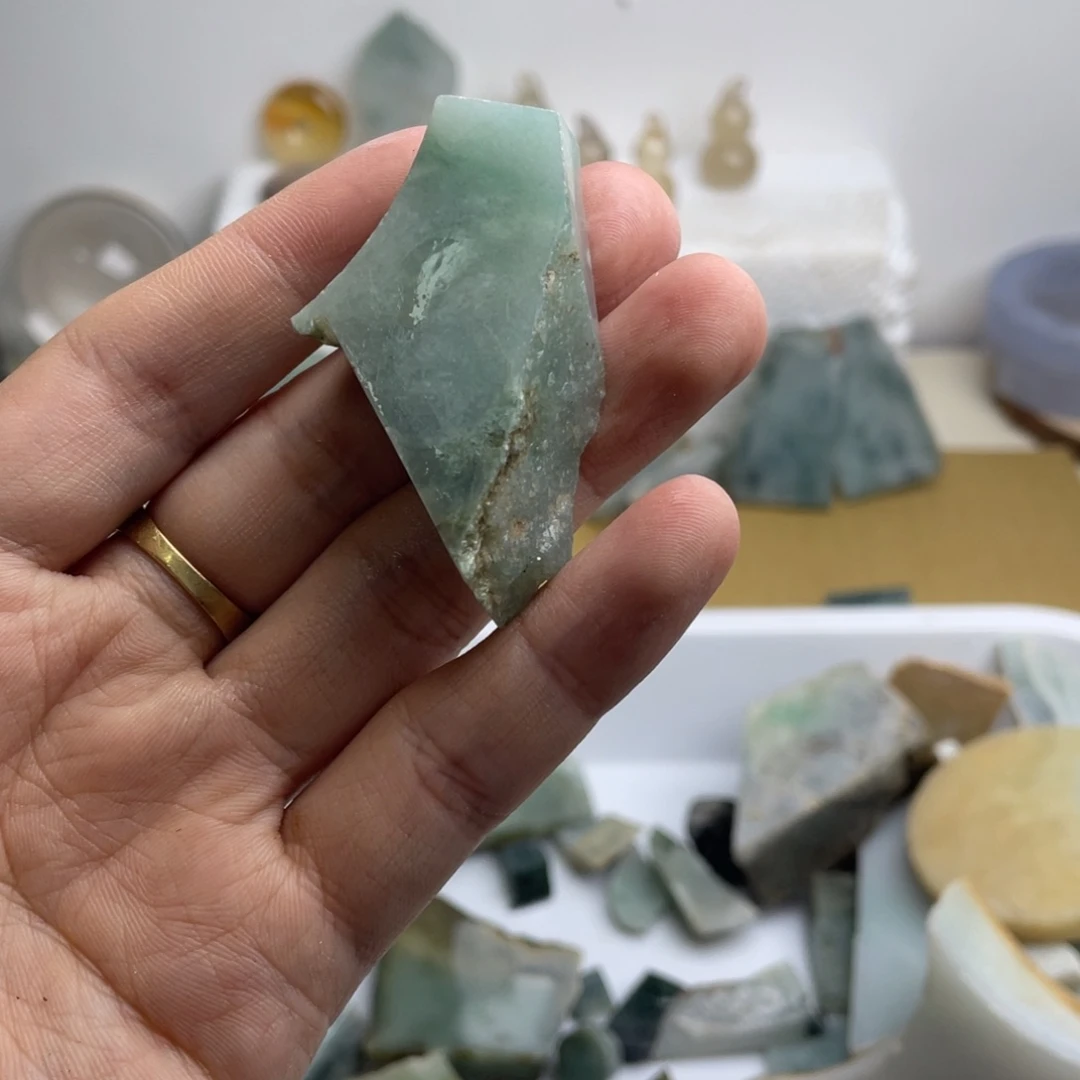 翡翠裸石翡翠边角