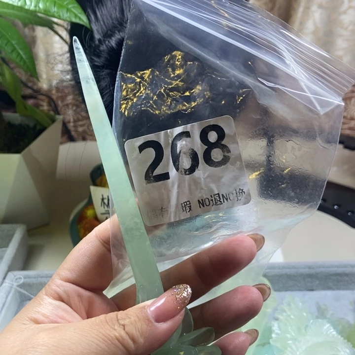 未镶嵌蛇纹石玉发饰小*猫