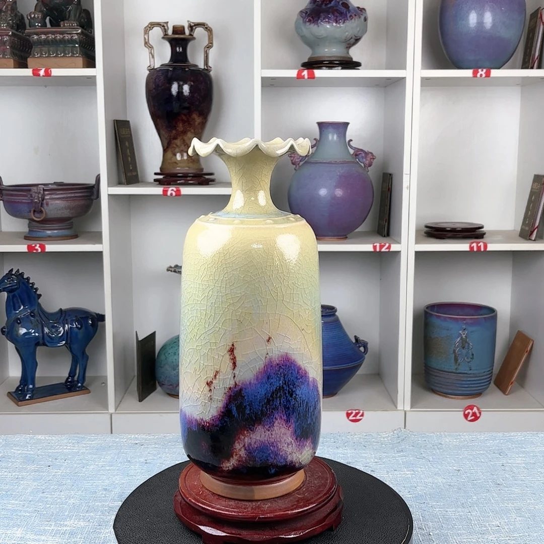 瓷片荷韵瓶签字款大师作品