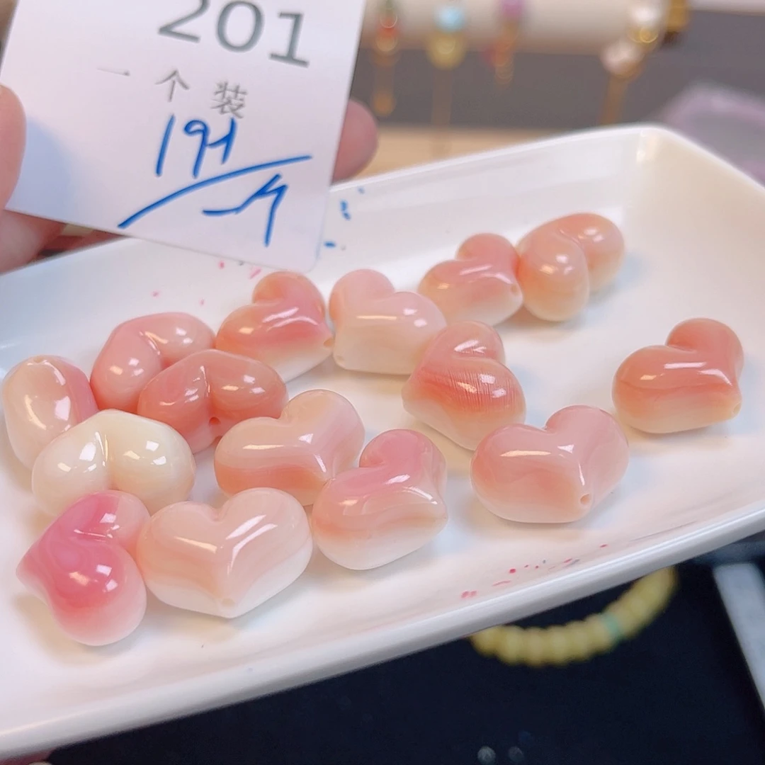 水晶珠宝半成品未镶嵌201 。