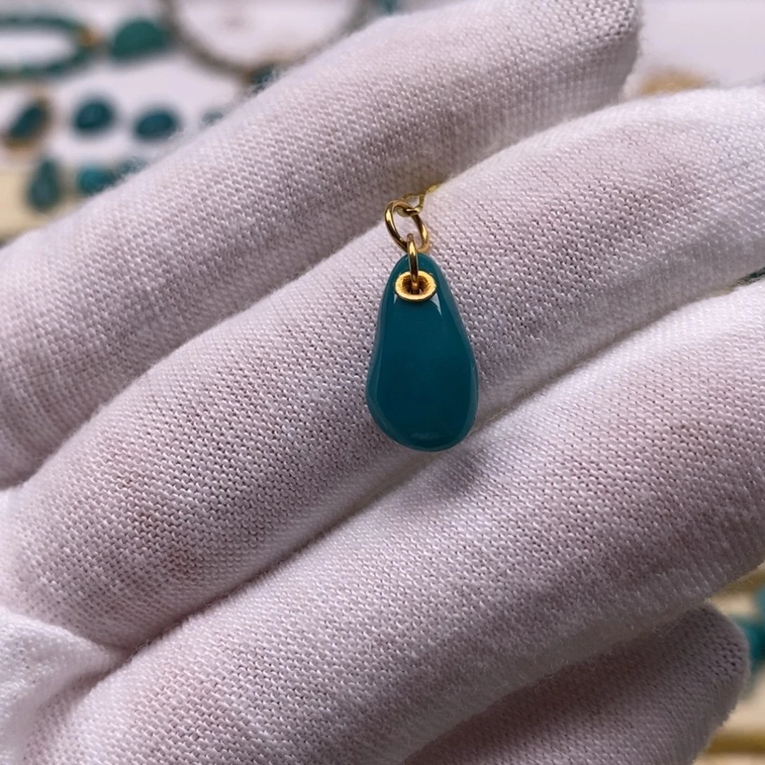 绿松石未镶嵌珠宝奇石随型侧挂7.8mm