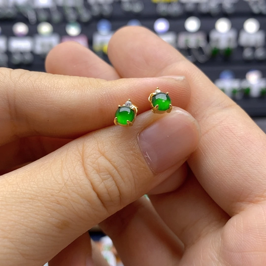 翡翠银S925镶嵌颈饰无证，假一赔四