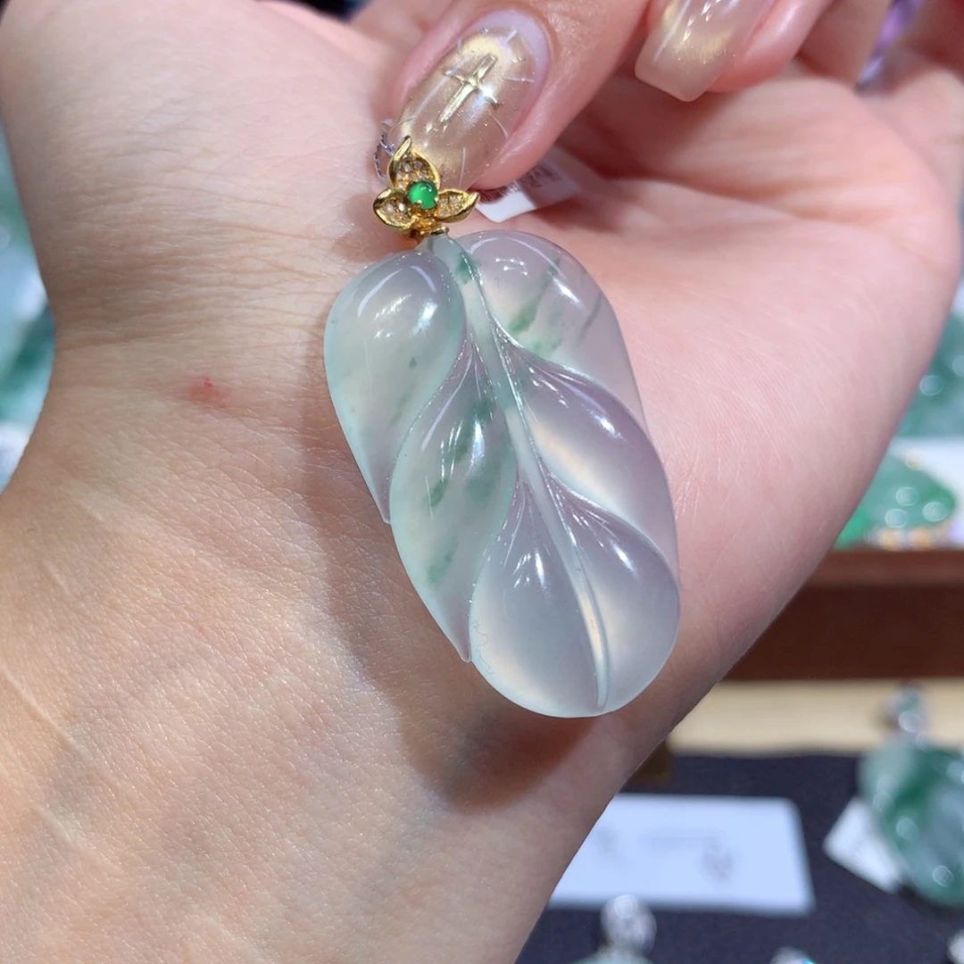 吊坠(不含链)18K金镶嵌翡翠