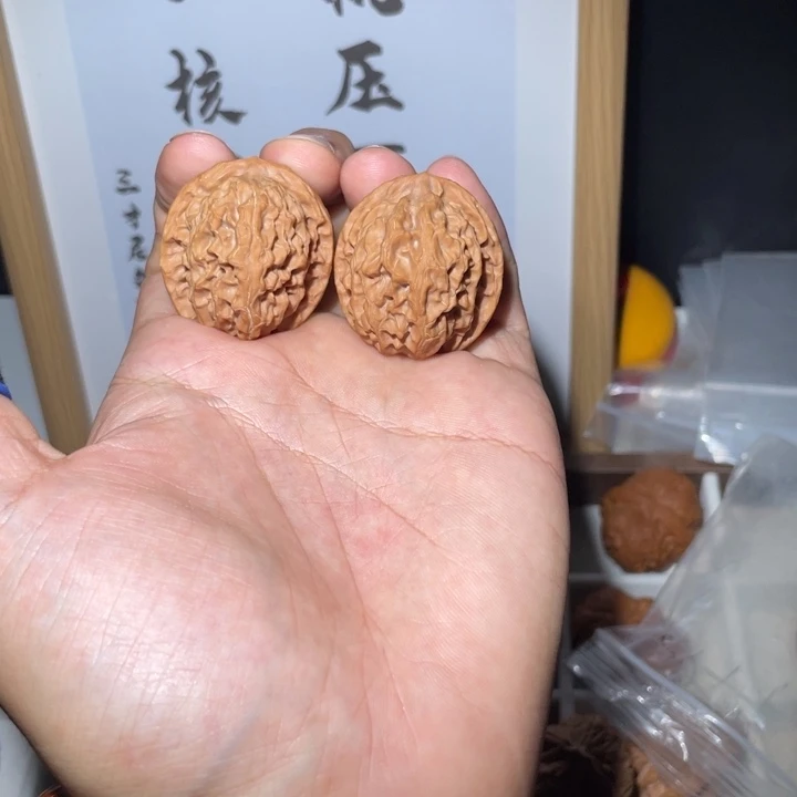 小***噜核桃文玩核桃小苹果