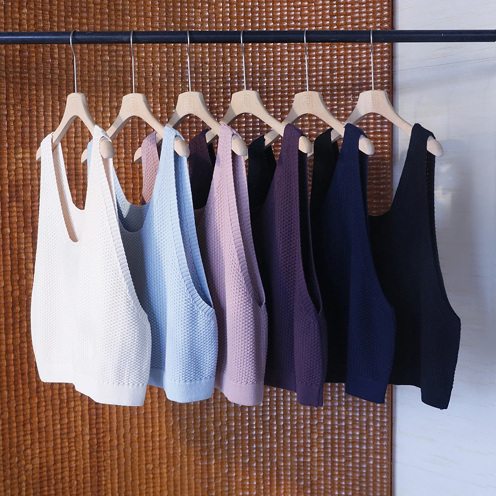 早春新款V领显瘦百搭棉线马甲 纯色宽松显瘦针织背心上衣 308