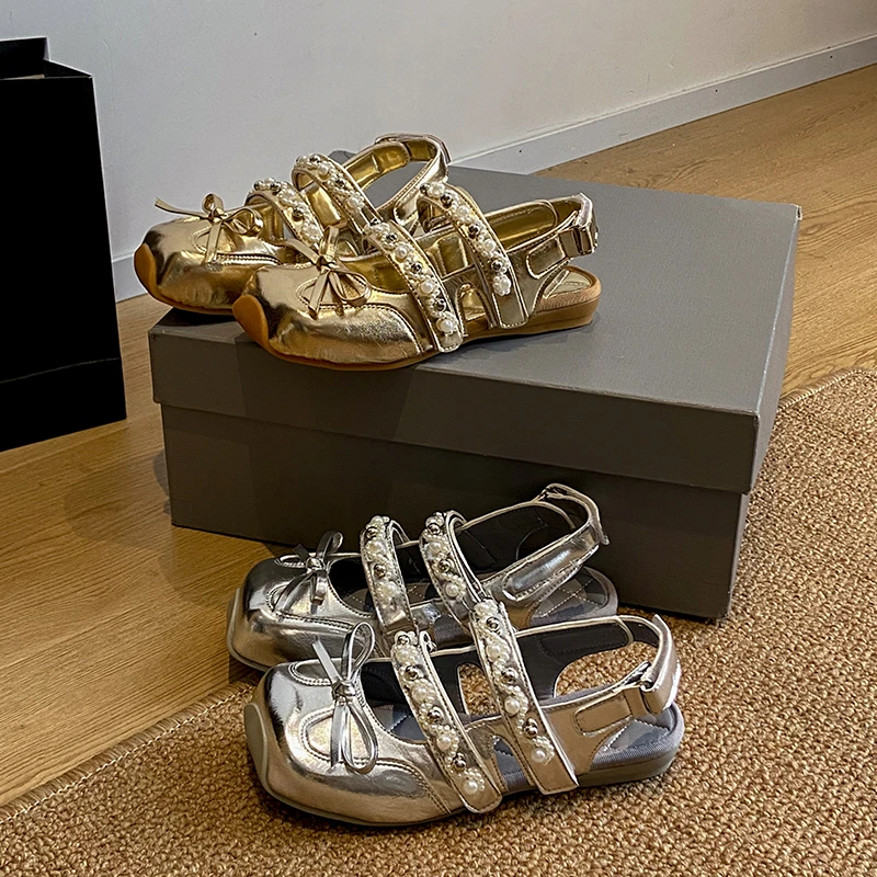 法式芭蕾风包头凉鞋女款2025新款夏季外穿配裙子银色玛丽珍单鞋