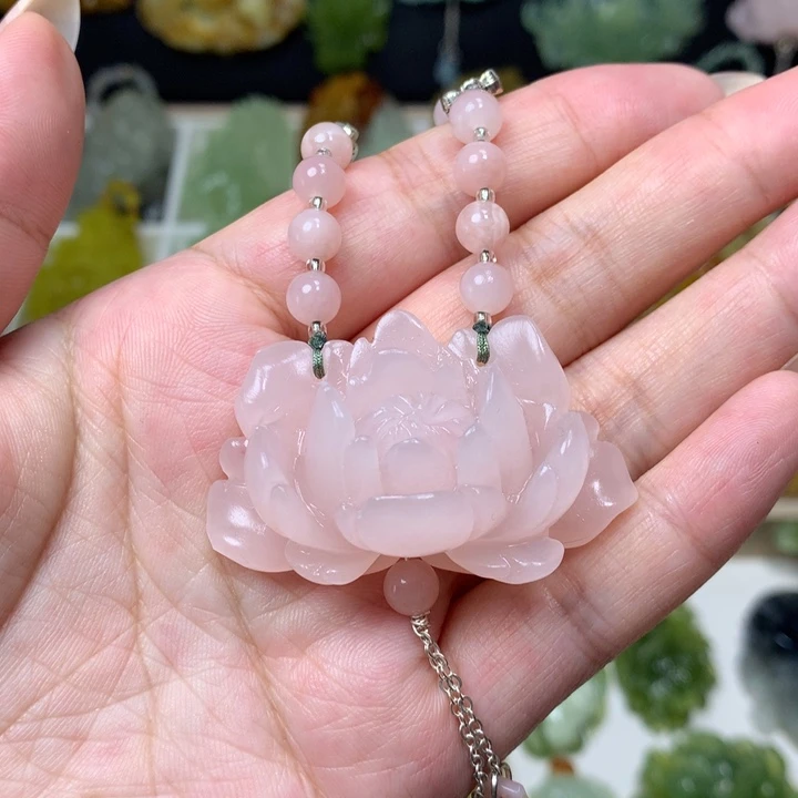 石英质玉合金颈饰