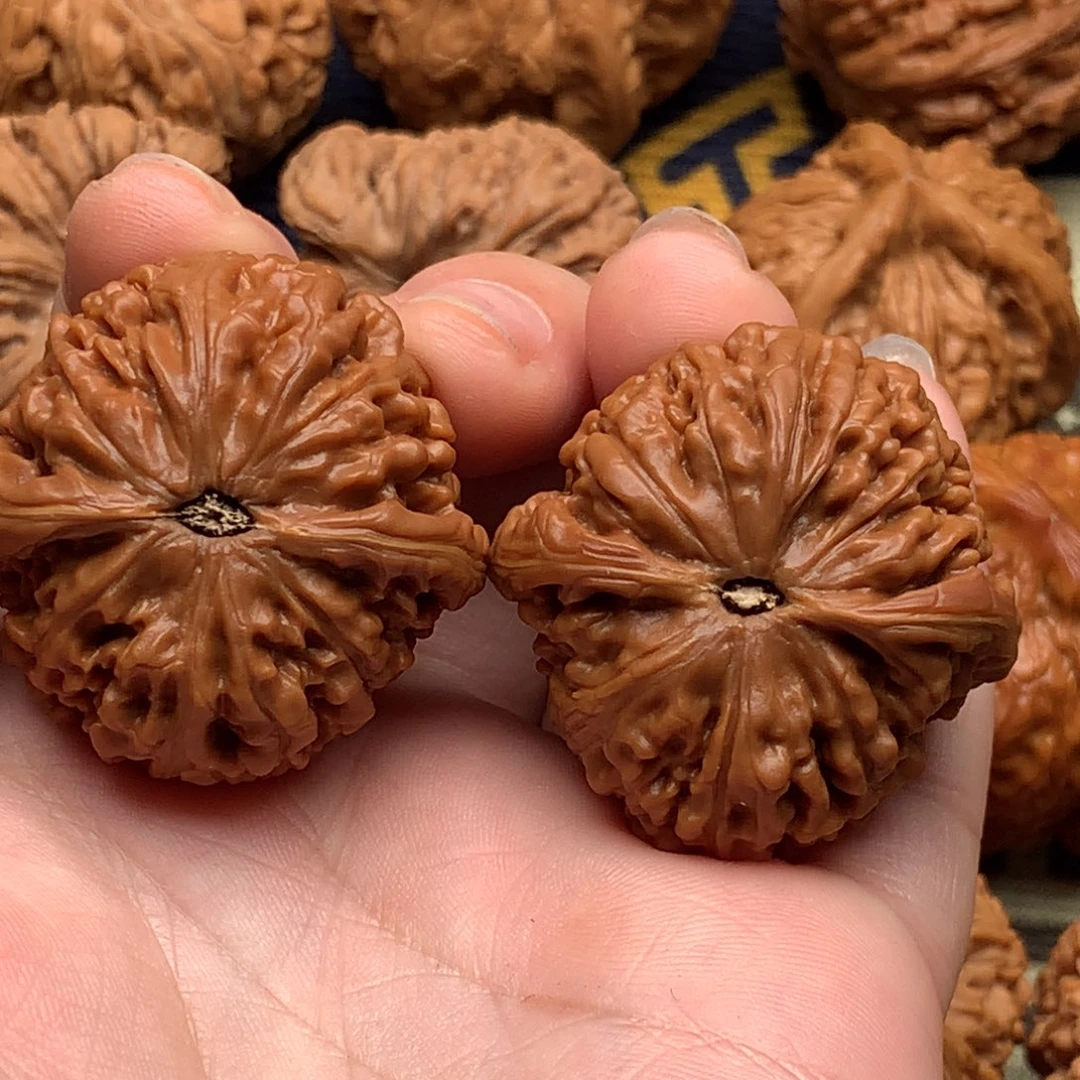 文玩核桃吊坠A*e圆梦