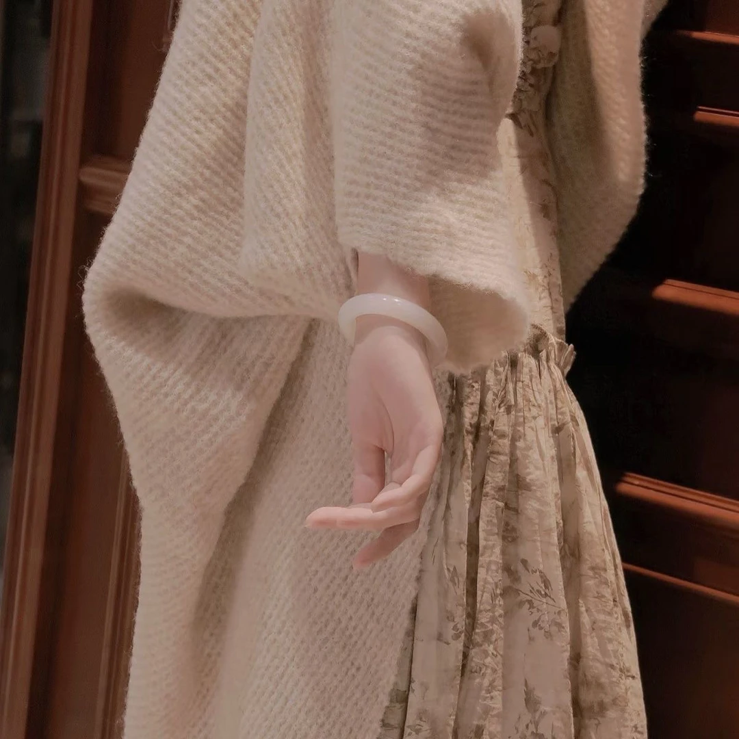 【千汇甄选】羊脂白色标级美人镯送礼礼盒款