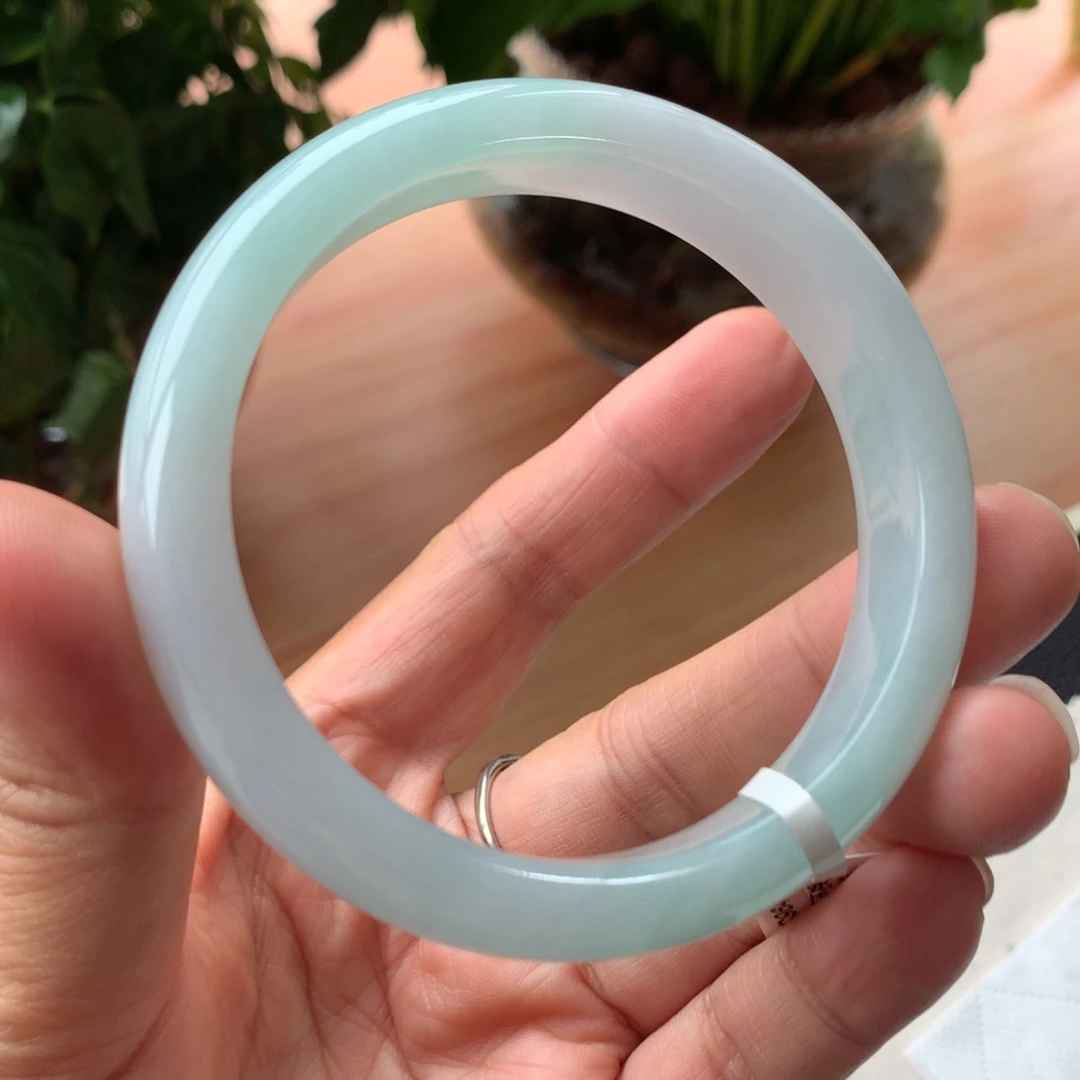 翡翠未镶嵌手镯6号