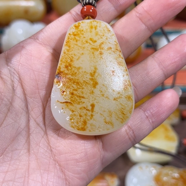 张***推项链未镶嵌和田玉