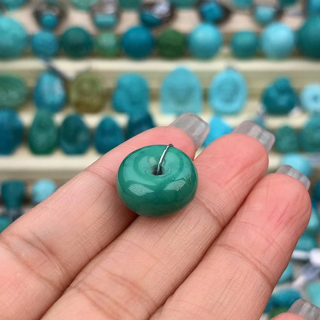 绿松石未镶嵌珠宝奇石15