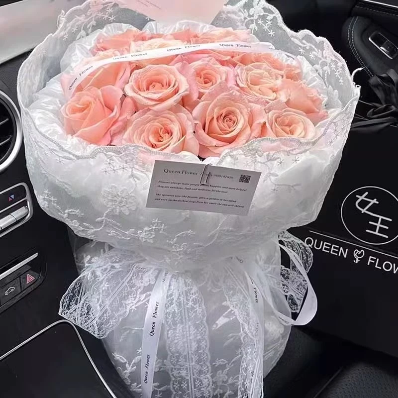 小香风布刺绣新款白色蕾丝刺绣纱花艺布高档小香风花束包装网纱