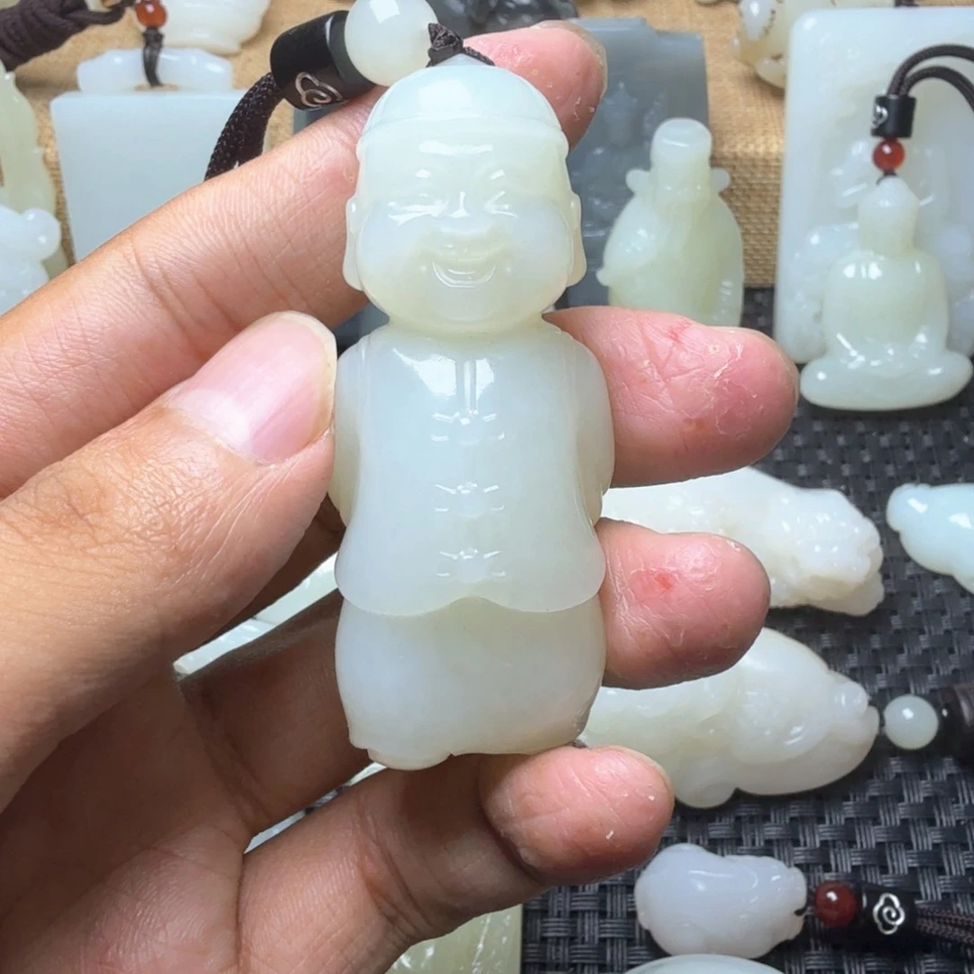 未镶嵌和田玉挂件阳****花