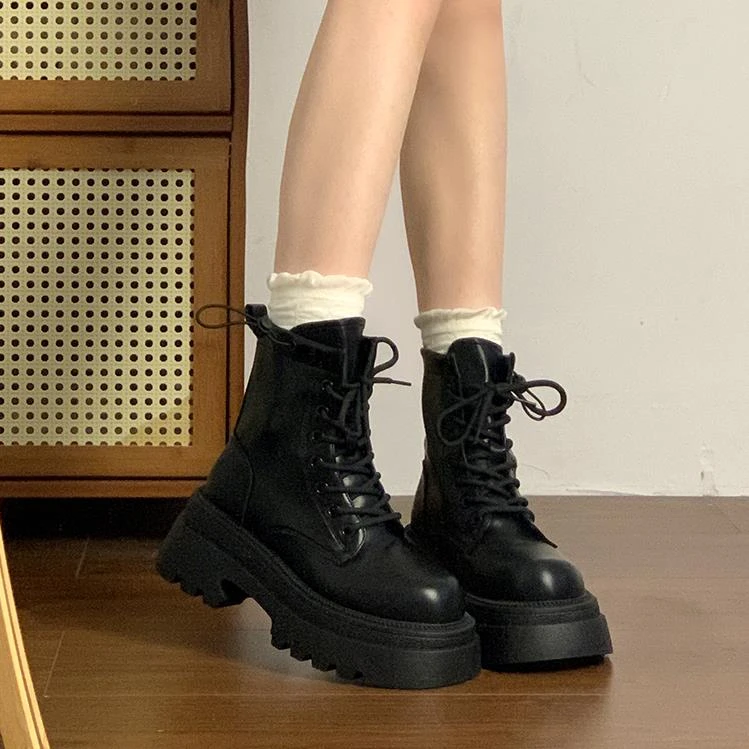 厚底显脚小马丁靴女款2025年新款夏秋季休闲百搭英伦风瘦瘦短靴子