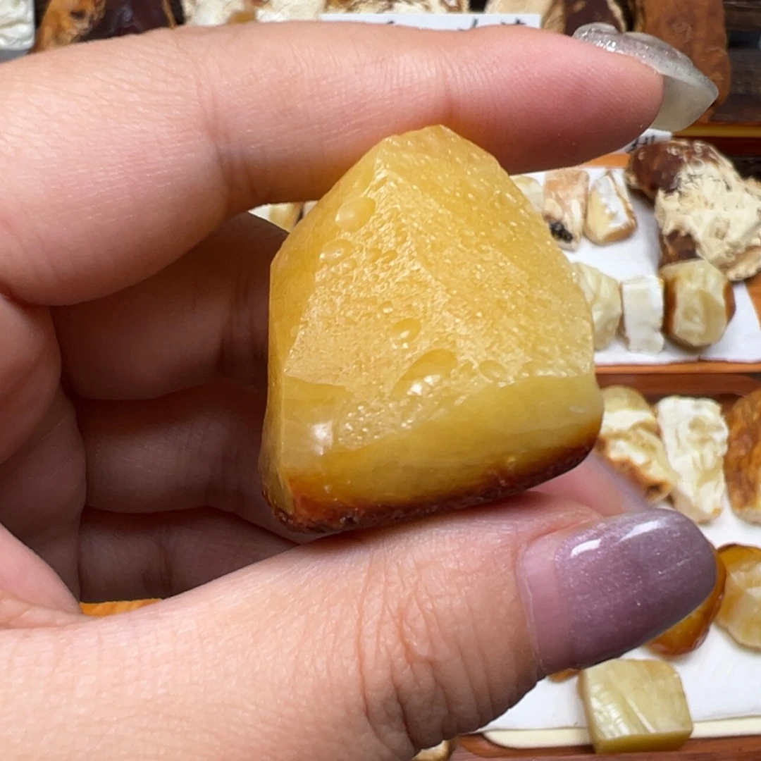 定制琥珀未镶嵌蜜蜡