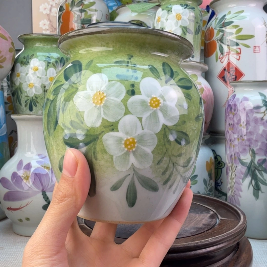 景德镇纯手绘陶瓷花瓶