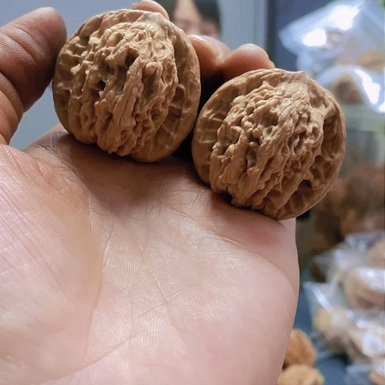 【闪购商品】把件文玩核桃39虎头