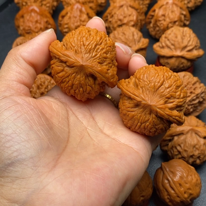 【闪购商品】文玩核桃把件走***Y核桃