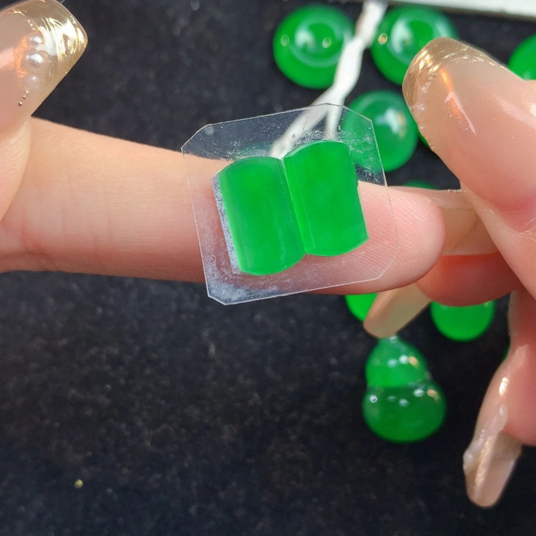 翡翠裸石11.1/6.1/2.70