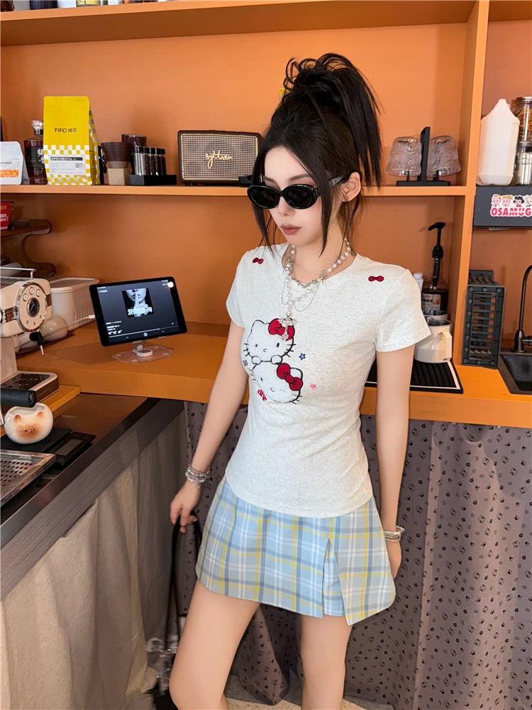 卡通kitty猫绣花正肩修身短袖T恤女夏季辣妹显瘦上衣白