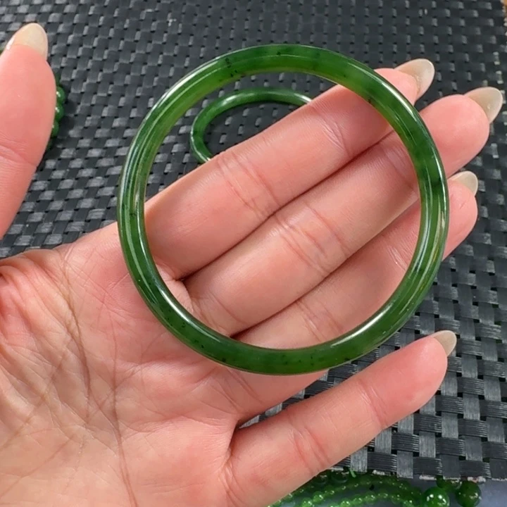 和田玉未镶嵌颈饰圈口56.8拐角