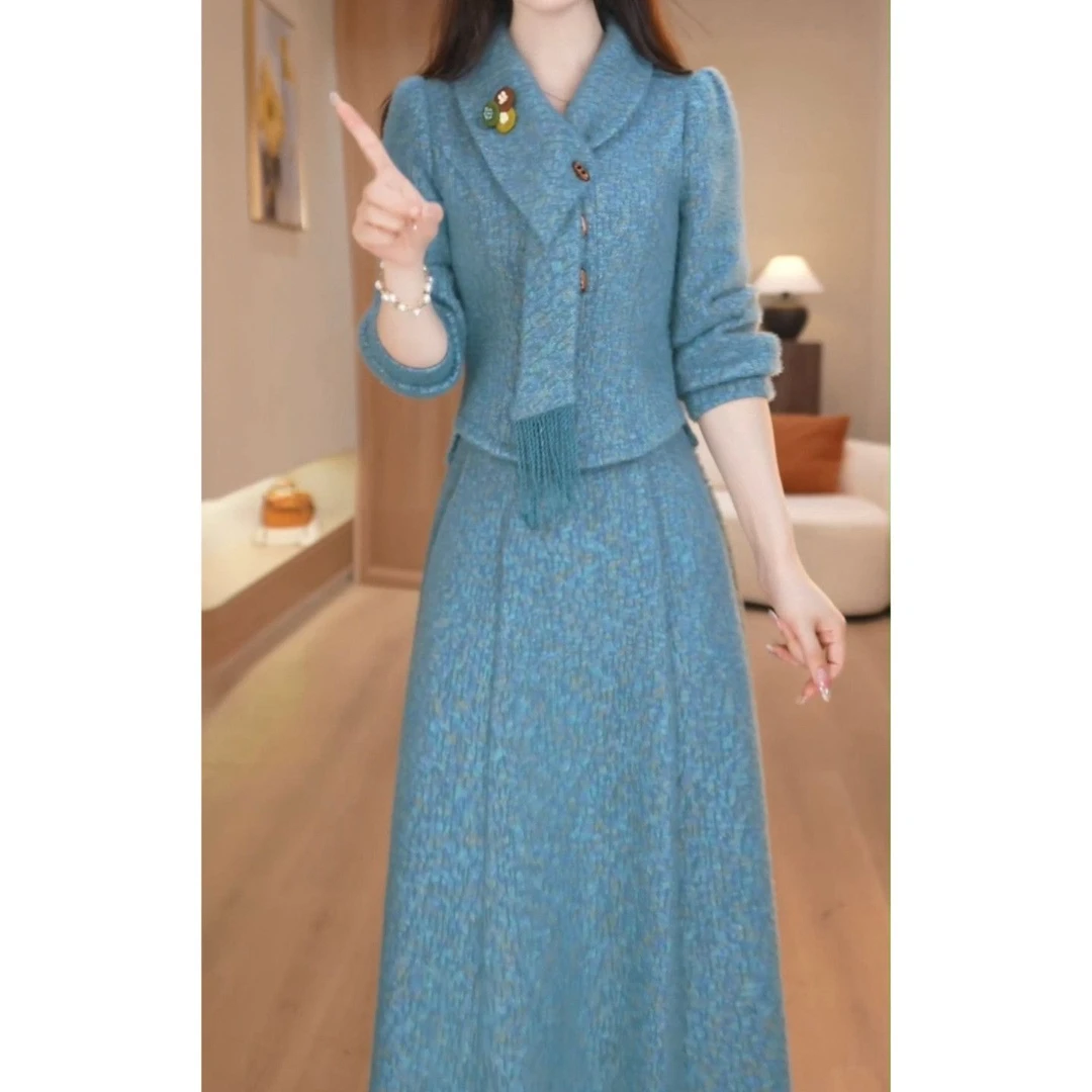 高级雪花绒洋气时髦优雅俩件套2025秋季新款中年妈妈连衣裙套装