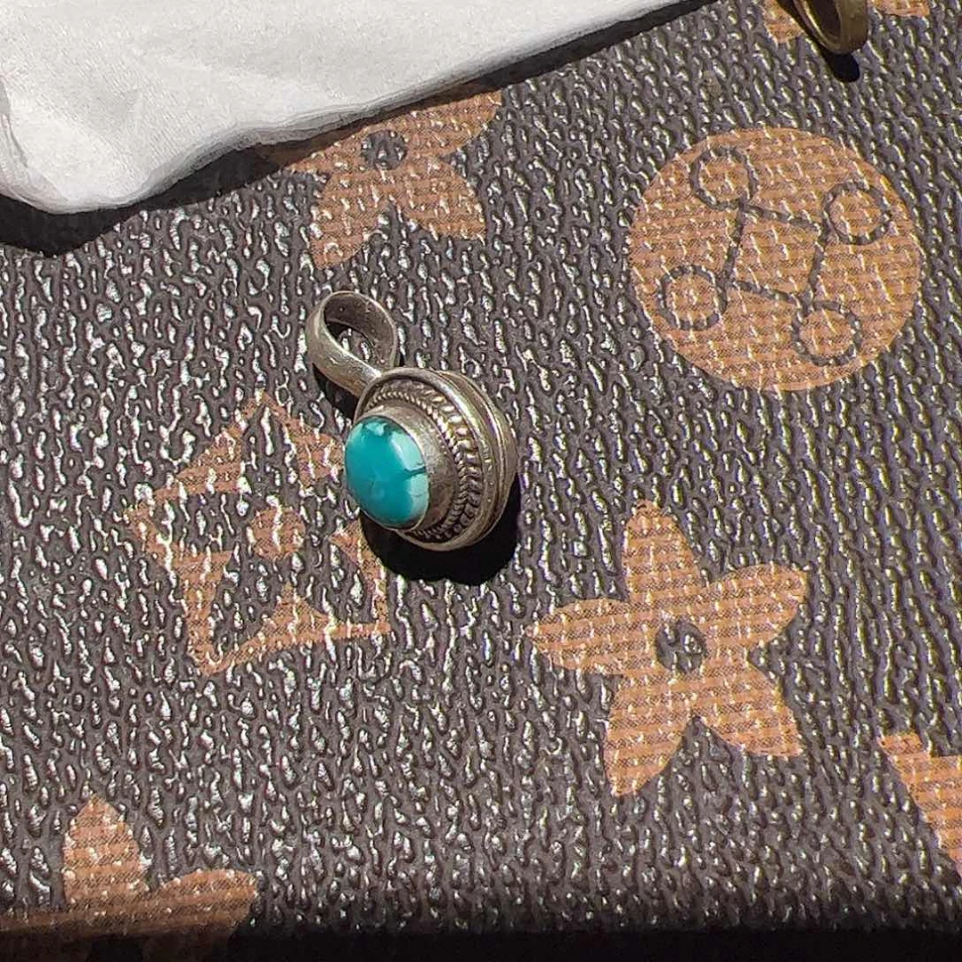 香榧木爱****大在这样一个人